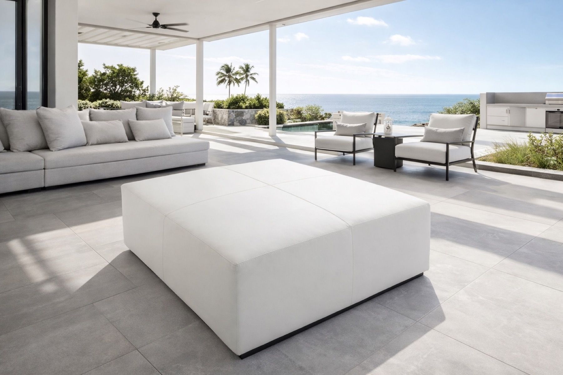 Bond footstool with buttoned top